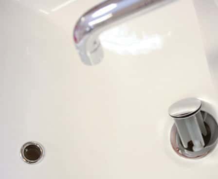Пробка для ванной: фотографии популярных моделей + советы по ремонту