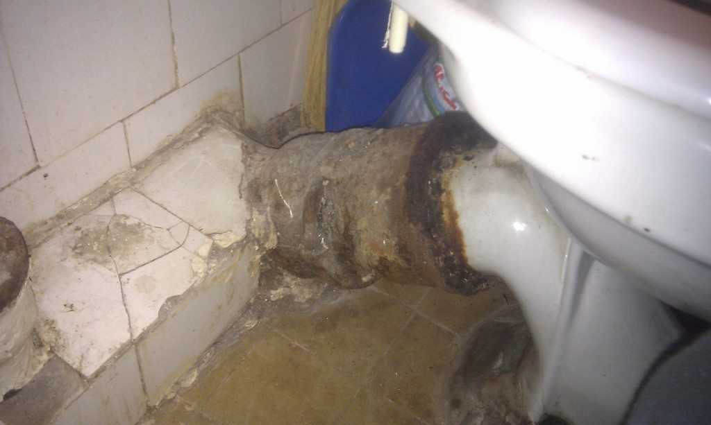Запах канализации в ванной или туалете? эти методы помогут его убрать!