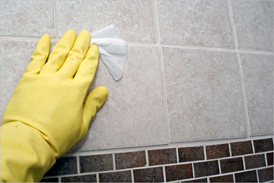 Чем помыть пенопластовый потолок. чем помыть потолочную плитку из пенопласта на кухне быстро и легко. способы ухода за потолочной плиткой