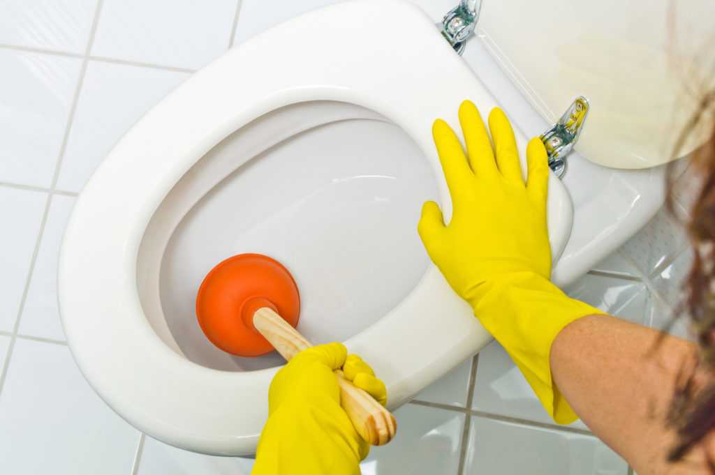 Трос для прочистки канализационных труб: рекомендации домашнему мастеру