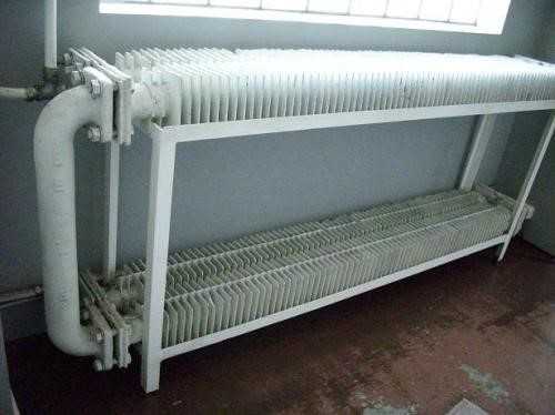 Чугунные радиаторы отопления: виды, характеристики, таблица теплоотдачи, срок службы, монтаж