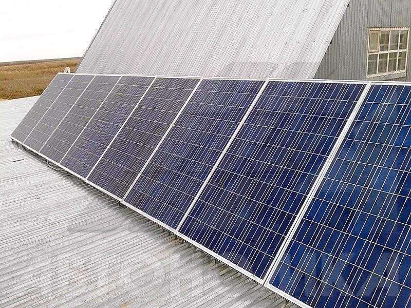 Как в россии можно установить солнечные батареи на крыше многоэтажного дома?