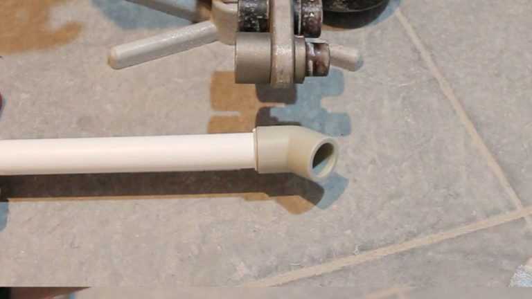 Как устранить течь в трубе отопления: капает труба, что делать, если подтекает, течет
