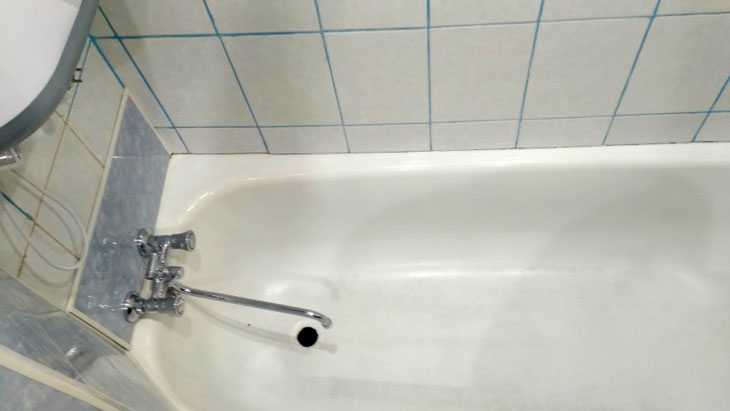Как очистить чугунную ванну и вернуть ей блеск – 5 народных способов