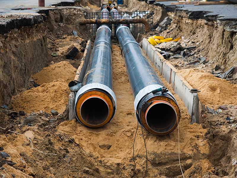 Монтаж наружных сетей водопровода и канализации в инжиниринг-центре Siltura