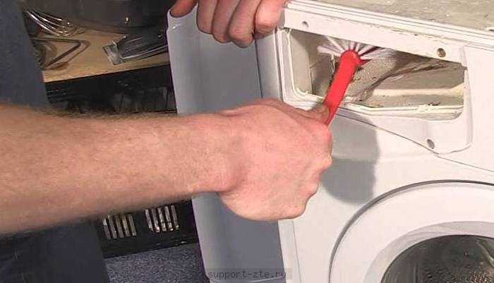 Как промыть шланг. как прочистить сливной шланг стиральной машины? выполняется это так