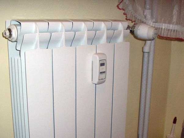 Счетчик на отопление в квартиру: установка теплосчетчика на батареи в доме с центральным отоплением, выгодно ли это, какой индивидуальный прибор учета тепла выбрать 