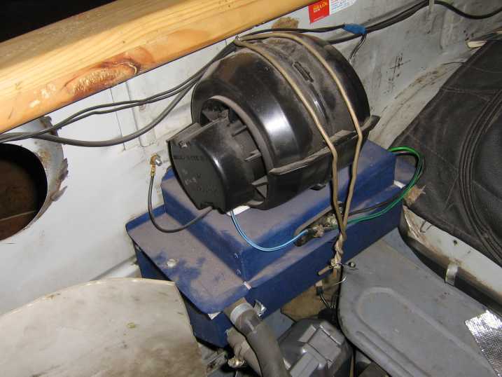 Как снять и заменить моторчик (вентилятор) печки на уаз буханка