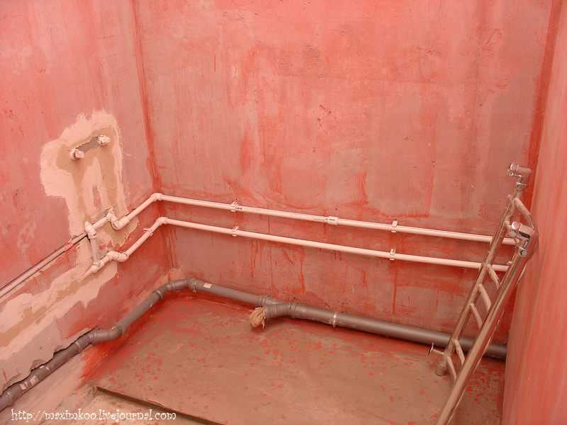 Прячем трубы отопления в стене: плюсы и минусы прокладки в панельных и кирпичных домах, способы монтажа