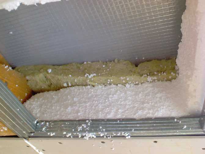 Виды насыпного утеплителя для потолка, теплоизоляция стен